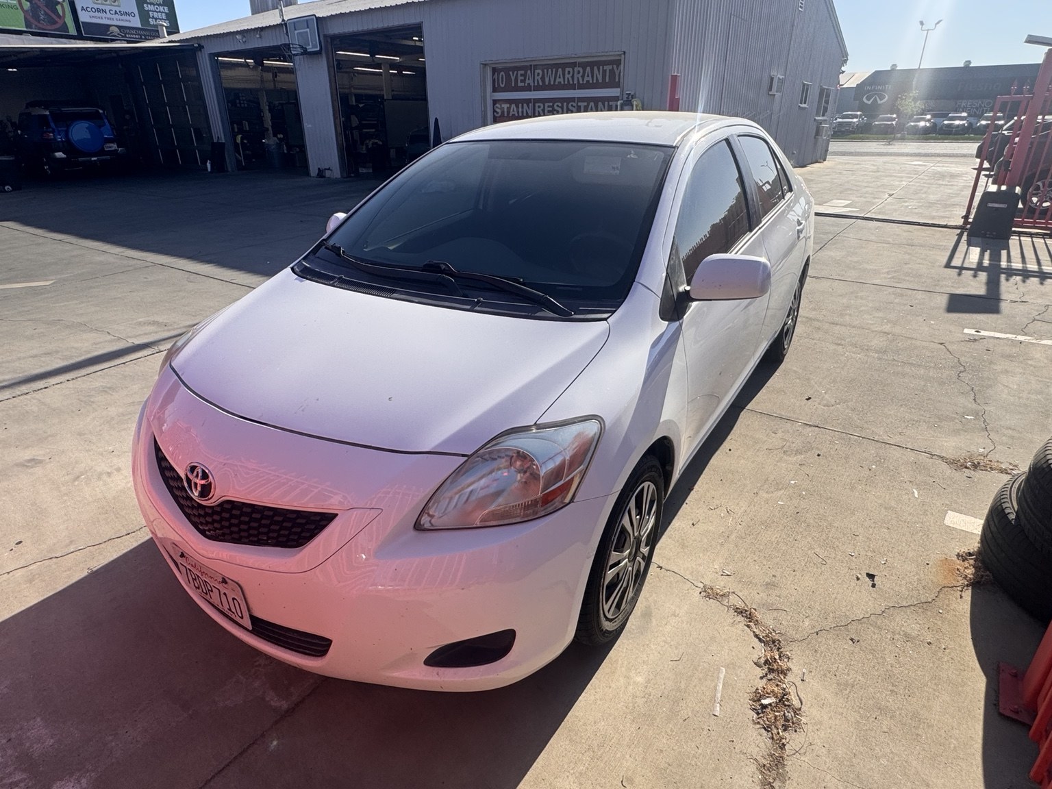 2012 Toyota Yaris, photo 1 of 7